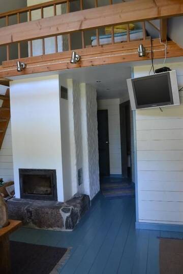 Фото номера Дом с 2 спальнями Дома для отпуска Puumetsa Cottage г. Калана 21