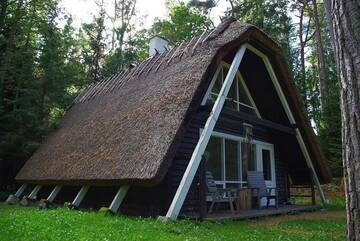 Фото номера Дом с 2 спальнями Дома для отпуска Puumetsa Cottage г. Калана 27